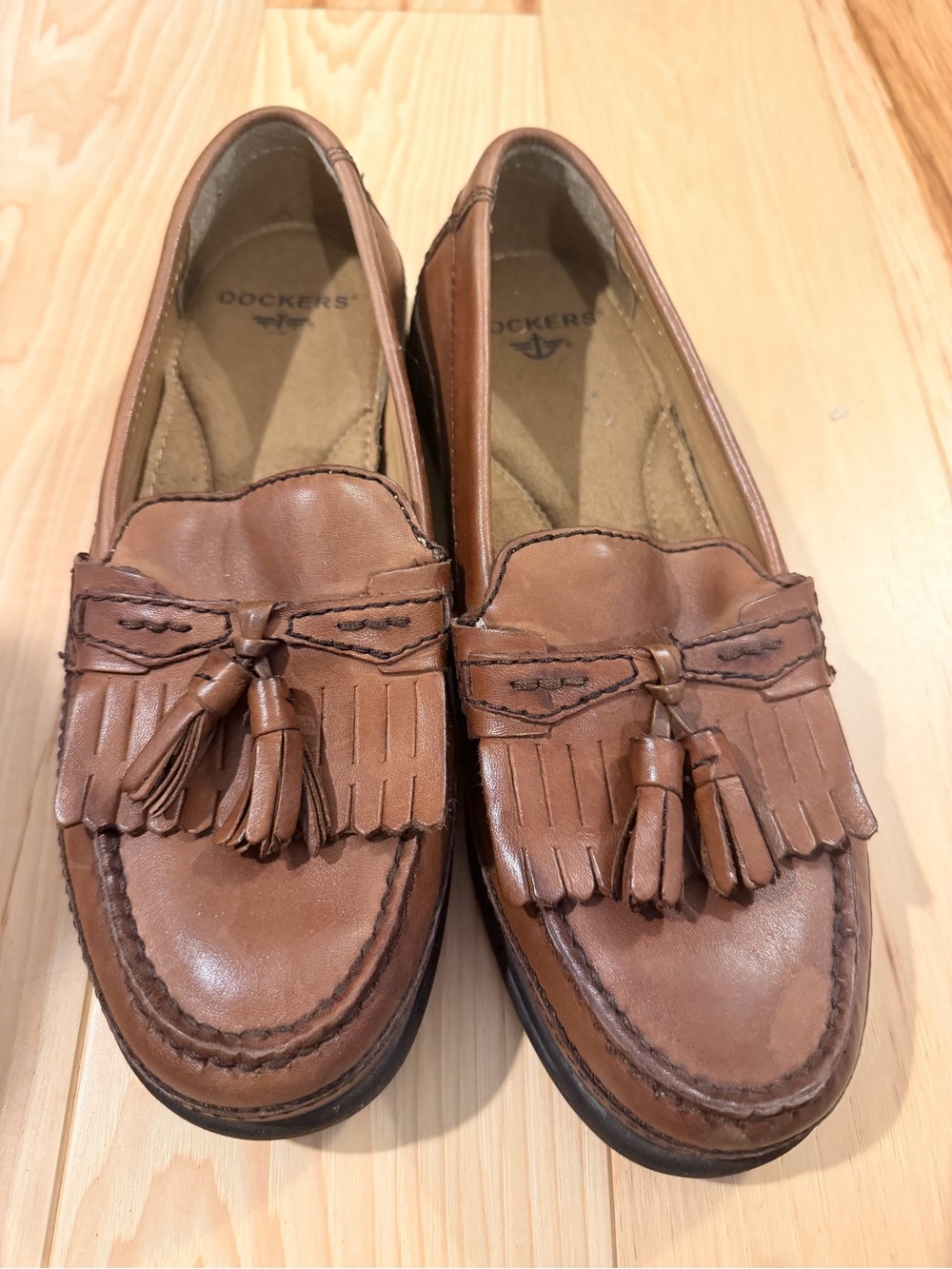 Dockers Men’s brown Leather Tassel Kiltie Loafers- men’s 7
